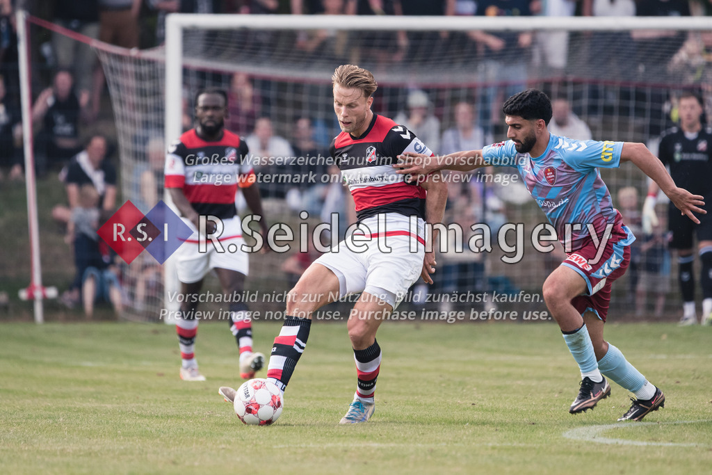 RS-1-135537 | Rasmus Tobinski (#17, AFC), Erjanik Khachaturi Ghubasaryan (#6, WEI)