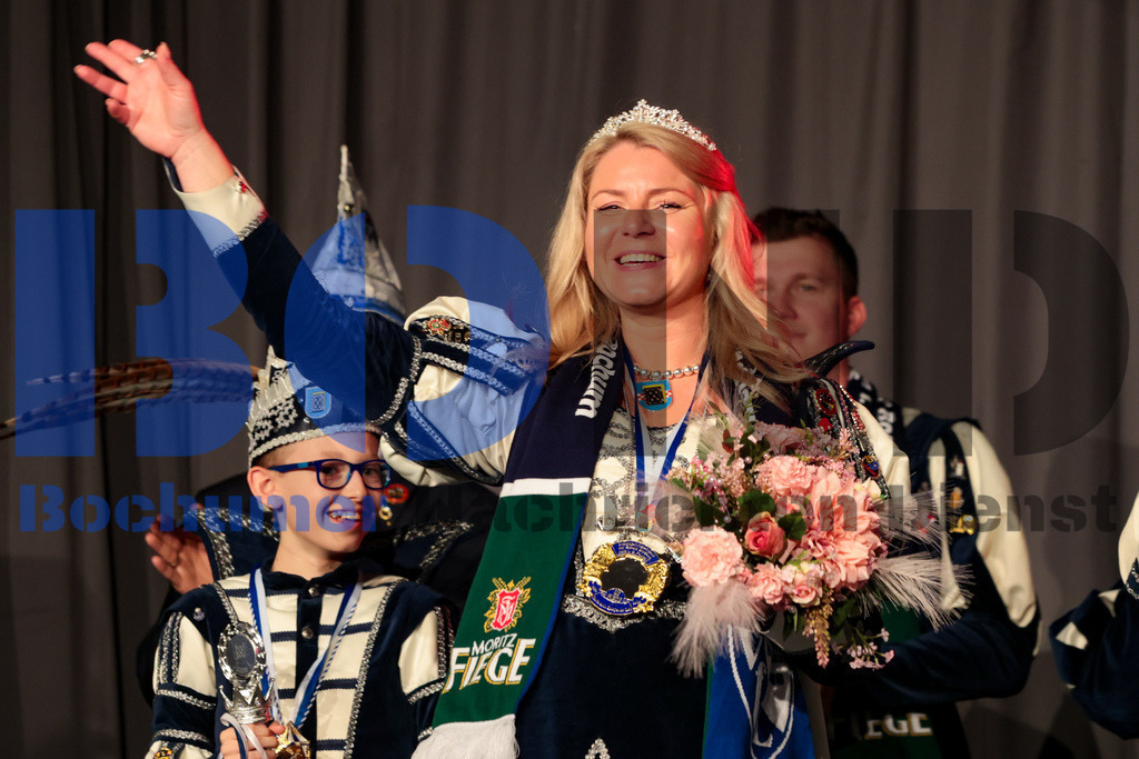 SES_GROKABO20250202-40 | bond - Realisiert mit Pictrs.com