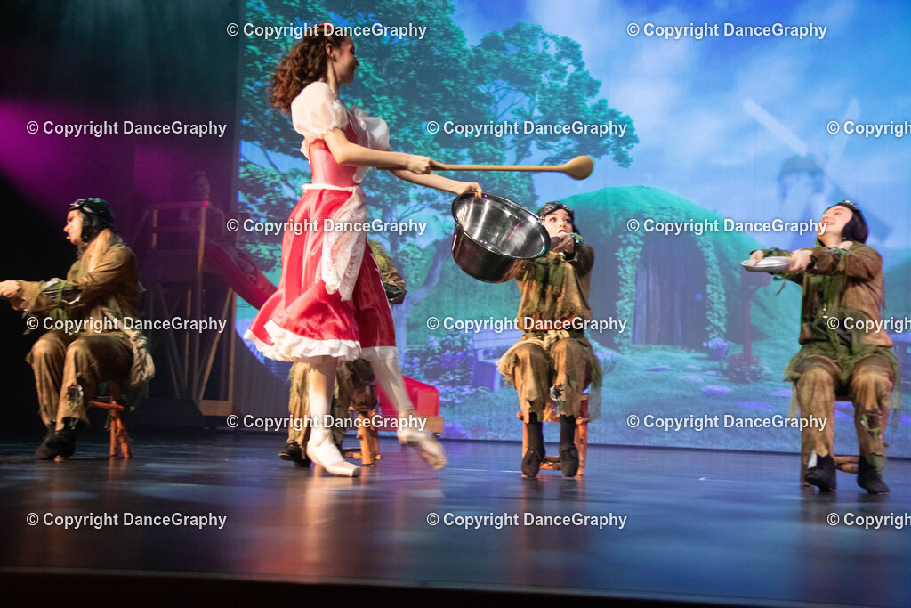 GPHY2975 | DanceGraphy - Realisiert mit Pictrs.com