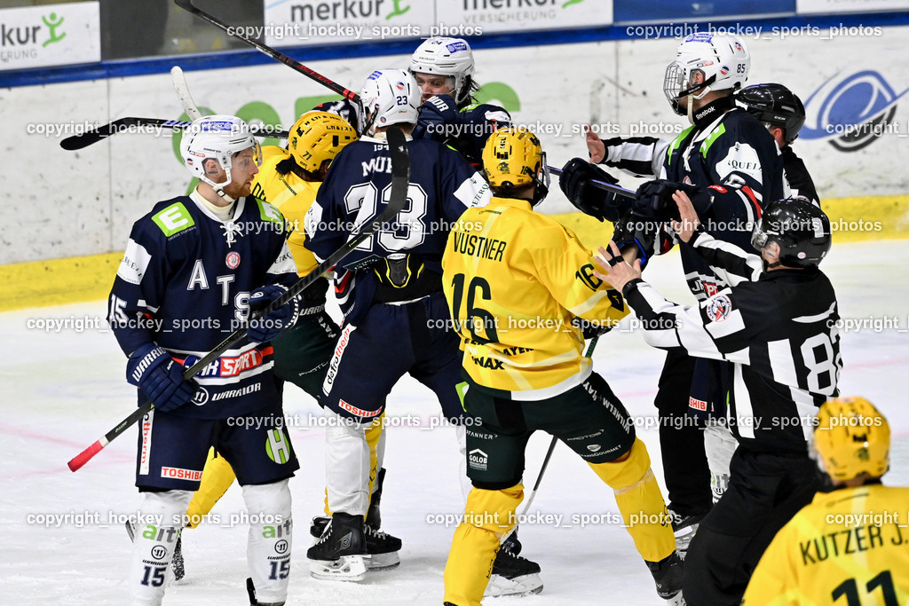 ATSE Graz vs. EHC Lustenau | #15 Zierer Nikolaus ATSE Graz, #23 Murg Florian ATSE Graz, #71 Demuth Timo EHC Lustenau, #16 Wüstner Robin EHC Lustenau, #56 Matijevic Filip ATSE Graz, ATSE Graz vs. EHC Lustenau, ATSE Graz vs. EHC Lustenau am 14.02.2026 in Graz (Merkur Eishalle ), Austria, (Photo by Bernd Stefan)