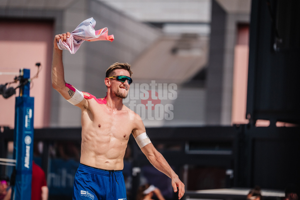 Beachvolleyball | Männer | Allianz German Beach Tour 2025 | Tourstop Bremen | 14.06.2025 | Bennet Poniewaz jubelt
