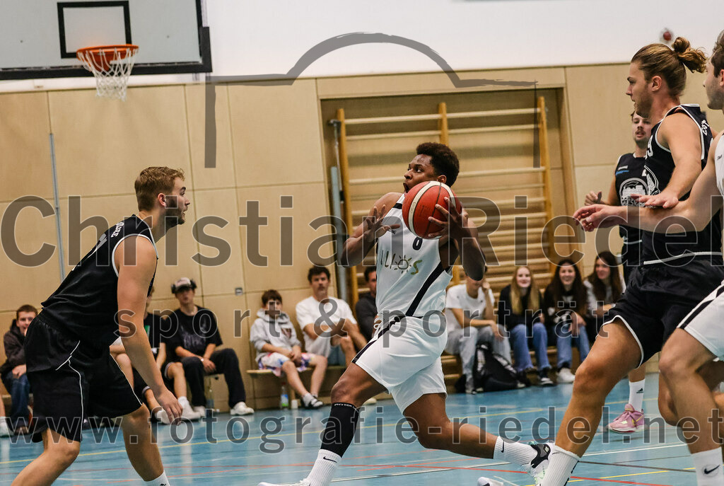2023-10-08_029_TSV_Vaterstetten_gegen_ESV_Staffelsee | Vaterstetten, Deutschland, 08.10.2023:
Basketball, Bayernliga Herren Süd 2023 / 2024, 3. Spieltag, TSV Vaterstetten gegen ESV Staffelsee, Endergebnis: 62:90

Foto: Christian Riedel / fotografie-riedel.net