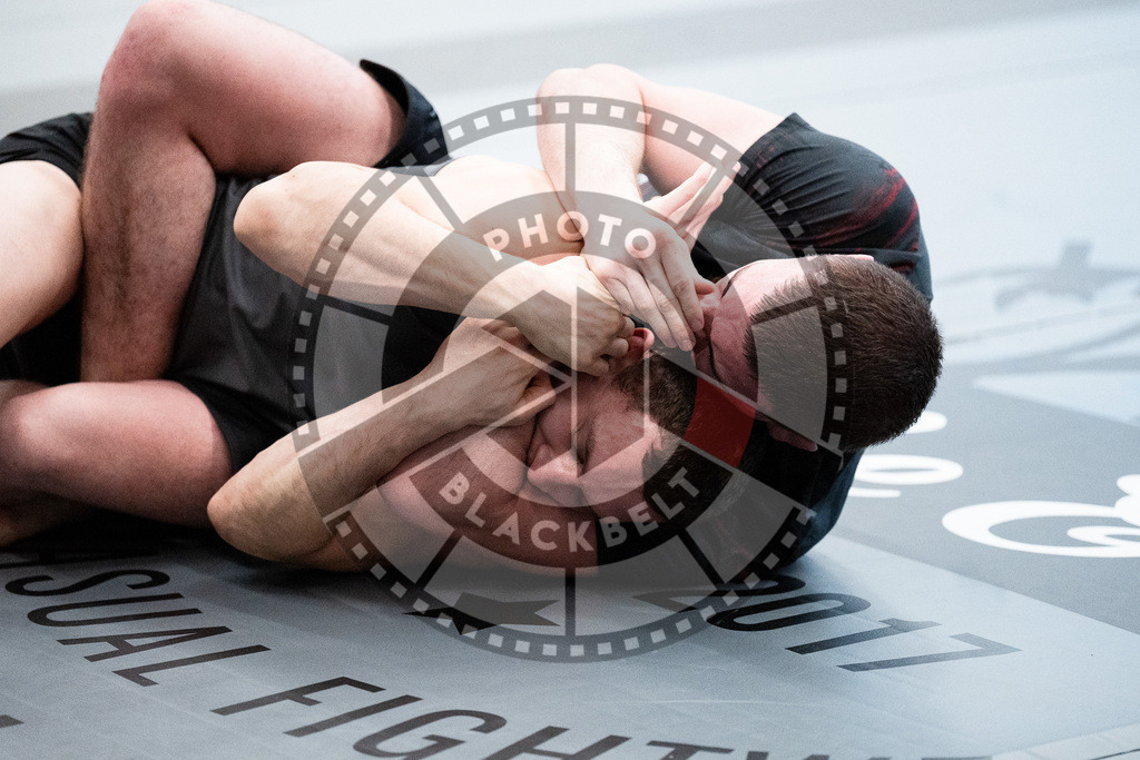 20251129PBB8848 | Fighters compete during the luta livre competition ILLCS XI winter edition on November 29, 2025 in Hannover, Germany.