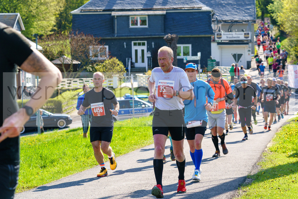 Rennsteiglauf 2023 | Rennsteiglauf 2023 am 12. Mai 2023 - Marathon-Strecke Neuhaus/Rwg. - Schmiedefeld