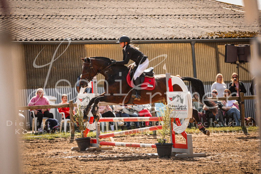 06.SoSpE00077 | Leoni Ertmer Photography - Realisiert mit Pictrs.com