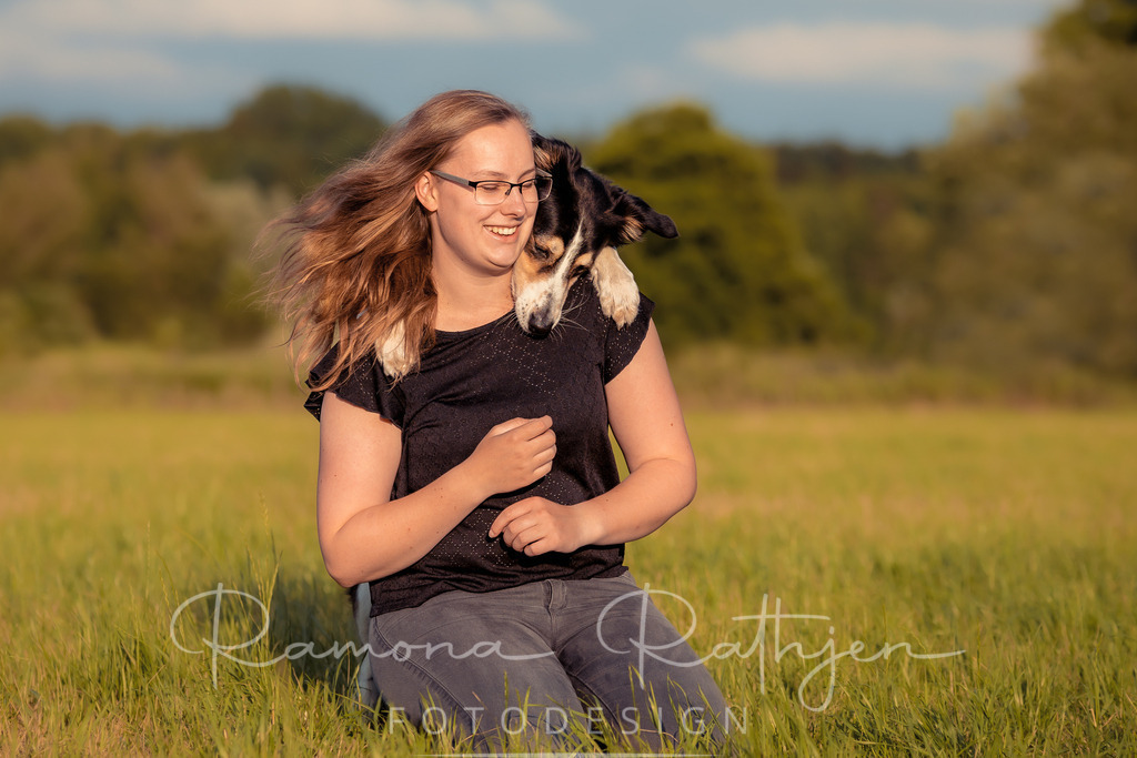 Fotografie_03_Monat-06_Ramona-Rathjen | Malin &amp; Cora - Eine wunderbare Mensch / Hund Beziehung - Realisiert mit Pictrs.com