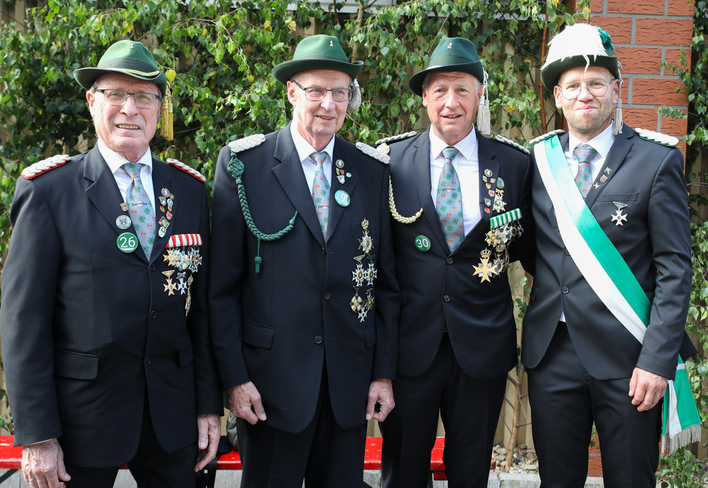 top-top.de-250627-157 | Foto, Video, Fotografie, Videografie, Fotobox, DJ, Discjockey, Musik, Musikbox, Veranstaltung, Photobooth, Amazon, Ebay, Buchtipp, Bestseller, Autor, Verlag, Buch, Wesel, Hamminkeln, NRW, Dinslaken, Rees, Drohne, Hochzeit, Party, Fotobox, Wesel, Fotograf