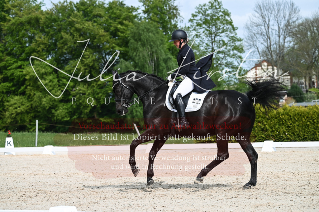 20230513_JK-Röhrsdorf-12-454 | Pferde- und Turnierfotografie in Westsachsen. Pferdeportraits, Auftragszeichnungen und intuitive Kunst.