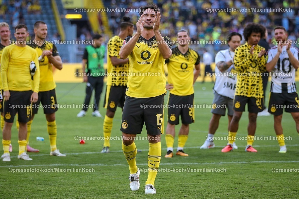 BVB10082501108 | 10.08.2025, Fußball, Borussia Dortmund - Juventus Turin, Testspiel, Signal Iduna Park, Saison 2025 2026: Verabschiedung Abschied Abschiedsspiel Mats Hummels (ehem. BVB Spieler)   DFB regulations prohibit any use of photographs as image sequences and or quasi-video.