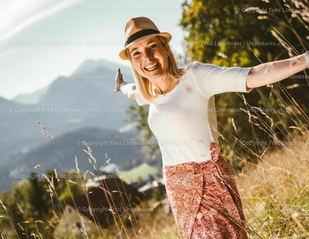 Helga | Fotos und Fotoprodukte - Realisiert mit Pictrs.com