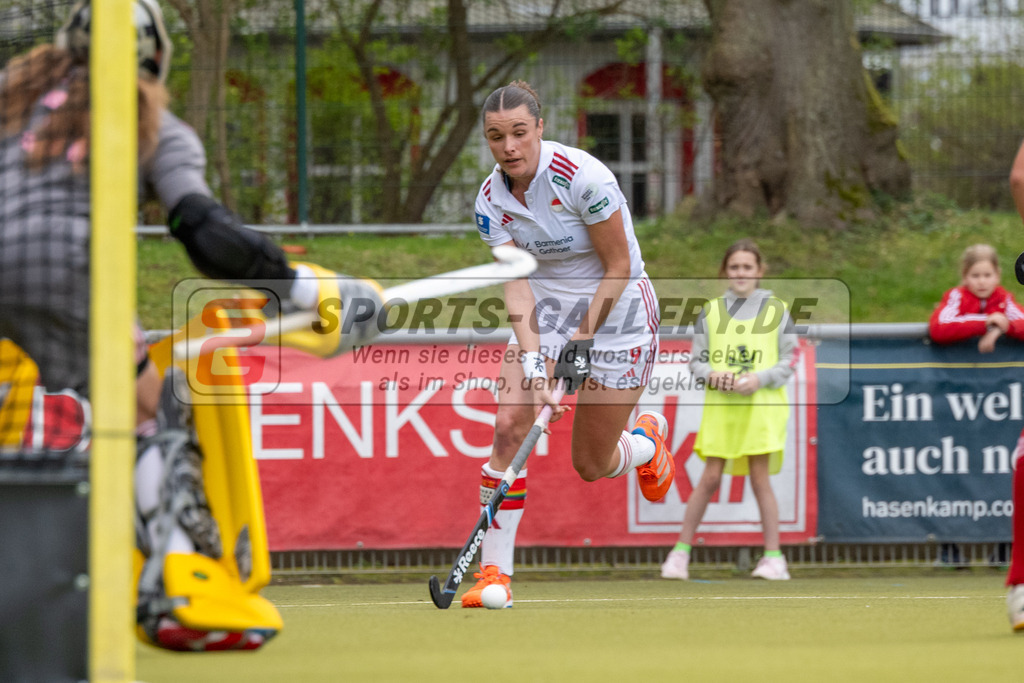 SFE_20260321_0040 | Köln, Deutschland, 21.03.26: Feldhockey 1. Bundesliga Damen zwischen Rot-Weiss Köln - Bremer HC im REWE Sportpark am 21.03.2026 in Köln, Deutschland. (Foto von Stephan Fehrmann)Köln, Germany, 21.03.26: Feldhockey 1. Bundesliga Damen between Rot-Weiss Köln - Bremer HC in REWE Sportpark at 21.03.2026 in Köln, Deutschland. (Foto from Stephan Fehrmann)