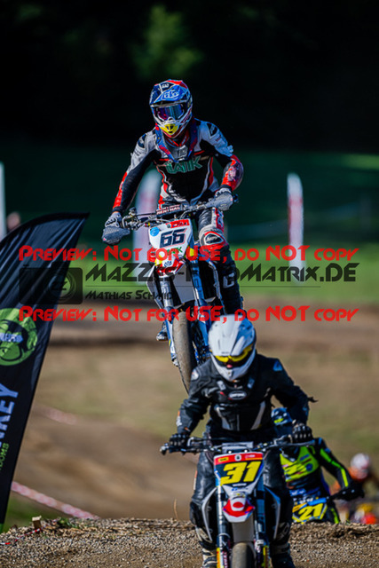 MaZZes_FotoMatrix_220903_0125 | S2