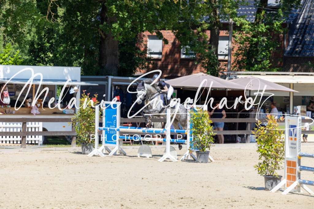 7I8A2303 | melanie-engelhardt-photography - Realisiert mit Pictrs.com