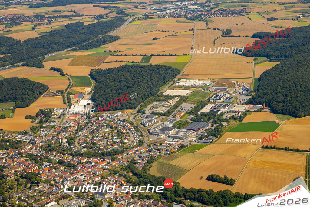 Das Luftbild zeigt :  Kirchardt - Die Luftaufnahme wurde 2024 vom UL-Flugzeug aus erstellt ( keine Drohne ) - Hochauflösende Luftaufnahme - Für grossformatige Ausdrucke geeignet. Die Geschenkidee !Mit Lizenz und Bildrechte bestellbar