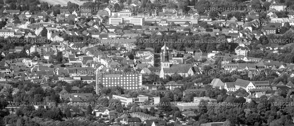 Beckum230804177-2 | Luftbild, Stadtansicht und Zentrum mit kath. Kirche St. Stephanus und St. Elisabeth-Hospital Beckum, Beckum, Münsterland, Nordrhein-Westfalen, Deutschland