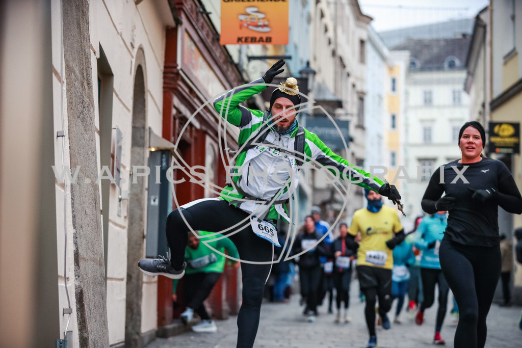 SILVESTERLAUF LINZ 25 | Linz, AUSTRIA, 31. Dezember 25, TRIRUN SILVESTERLAUF LINZ 25 , Image shows: 
Photo: WAPICS / BINDER Manuel