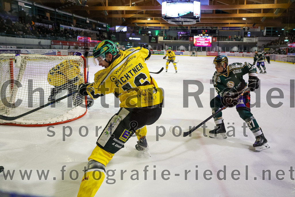 2025-12-19_048_TSV_Erding_gegen_Toelzer_Loewen | Erding, Deutschland, 19.12.2025:Eishockey, Oberliga Süd 2025 / 2026, 27. Spieltag, TSV Erding gegen Tölzer Löwen, Endergebnis: 2:5Alexander Fichtner (Tölzer Löwen, #16), Thomas Matheson (Erding Gladiators, #37)Foto: Christian Riedel / fotografie-riedel.net