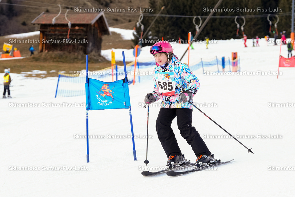 SRF_02.01.2026_1020 | Skirennfotos,Serfaus,Fiss,Ladis,Kinderskirennen,Winter,Tirol,Oberland,skirace,SFL,feelfree,weil wir's genießen,ski,Ski,skifahren,Sonnenplateau, - Realisiert mit Pictrs.com