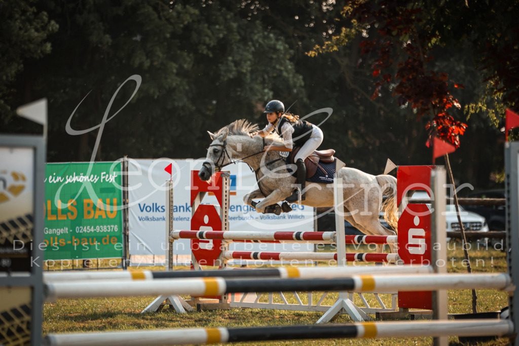 18.FrSpA00174 | Leoni Ertmer Photography - Realisiert mit Pictrs.com