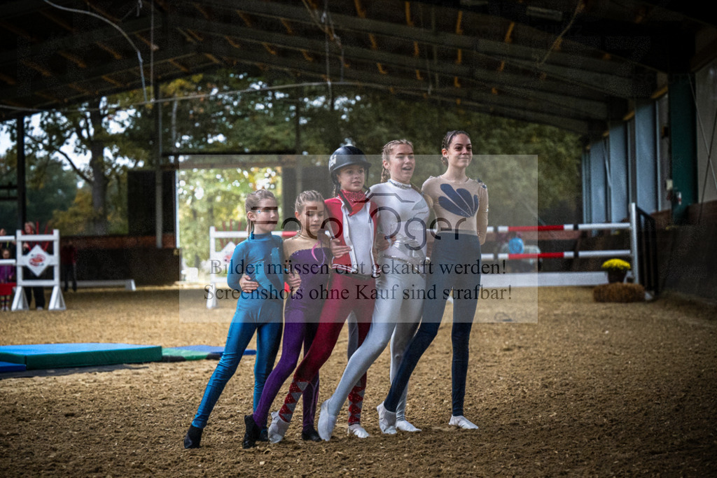 DOS_0052 | Entdecke hochwertige Reitturnierfotos von Foto Oger. Professionell, emotional und authentisch – jetzt Lieblingsmomente im Shop bestellen.Deutschlandweite Turnierfotografie. - Realisiert mit Pictrs.com