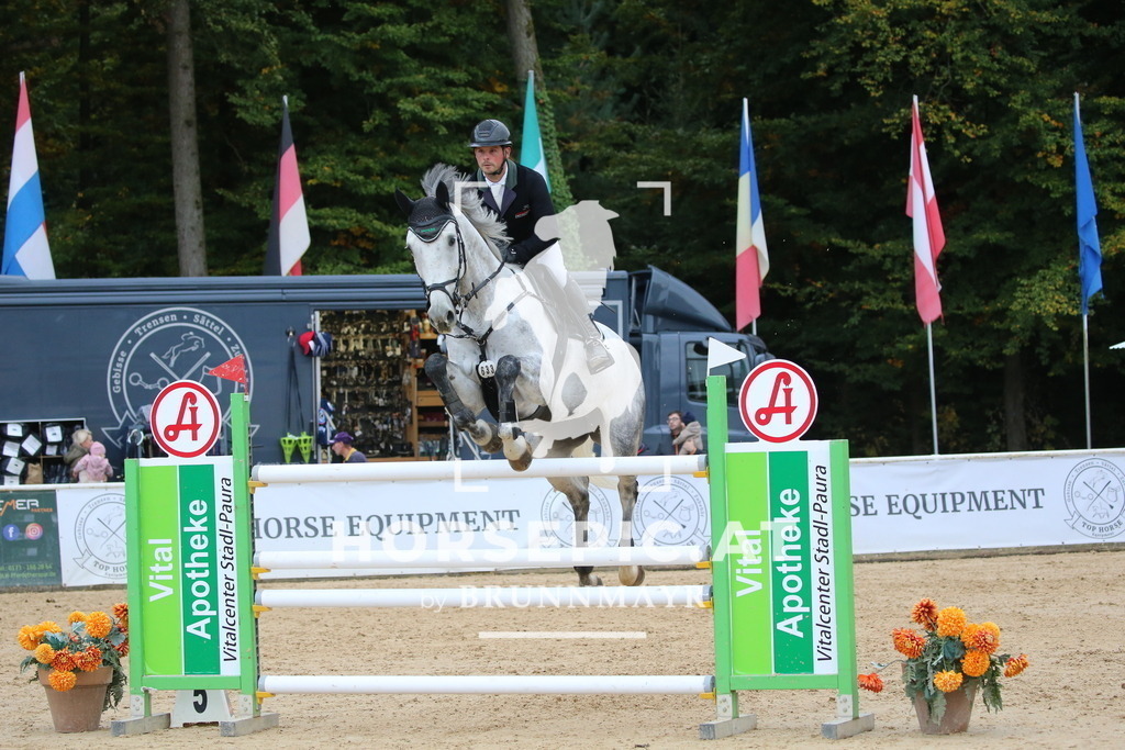 DL2Q6219 | Willkommen bei Brunnmayr - Design & Fotografie – Ihrem Spezialisten für Reitturniere und Pferdeveranstaltungen in Oberösterreich, Salzburg und Bayern! Seit über 17 Jahren sind wir leidenschaftlich dabei.