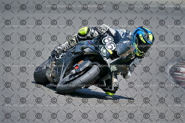25bt04-0940 | markuskiefer.com - Realisiert mit Pictrs.com