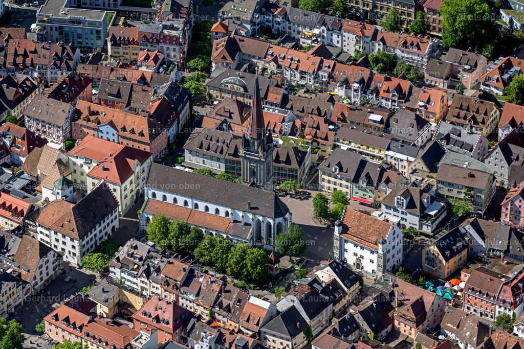 4032361 | RADOLFZELL AM BODENSEE 12.06.2020 Kirchengebäude des Münster Unserer lieben Frau in Radolfzell am Bodensee im Bundesland Baden-Württemberg, Deutschland. // Church building of the cathedral of Unserer lieben Frau in Radolfzell am Bodensee in the state Baden-Wuerttemberg, Germany. Foto: Gerhard Launer