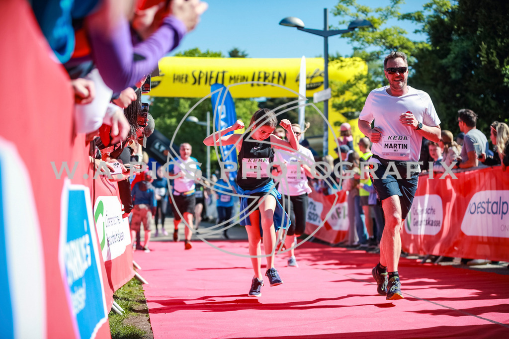 ..... | LINZ,AUSTRIA,27.April 25, Int. 3 Brückenlauf Linz  , Image shows: Photo: WAPICS / Manuel Binder