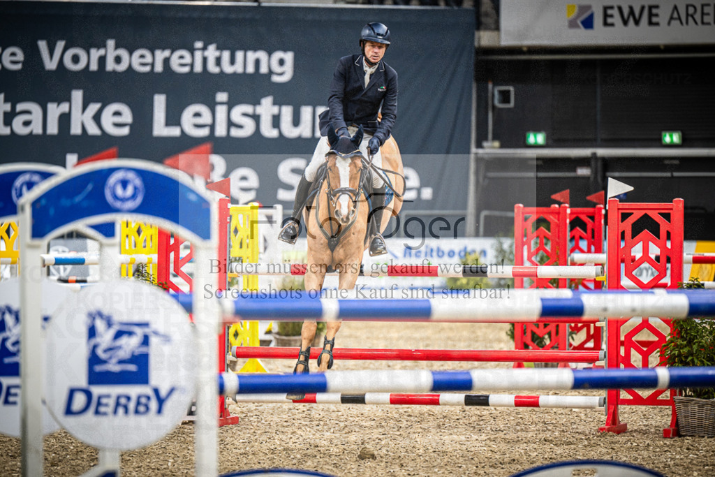 DOS_1215 | Entdecke hochwertige Reitturnierfotos von Foto Oger. Professionell, emotional und authentisch – jetzt Lieblingsmomente im Shop bestellen.Deutschlandweite Turnierfotografie. - Realisiert mit Pictrs.com