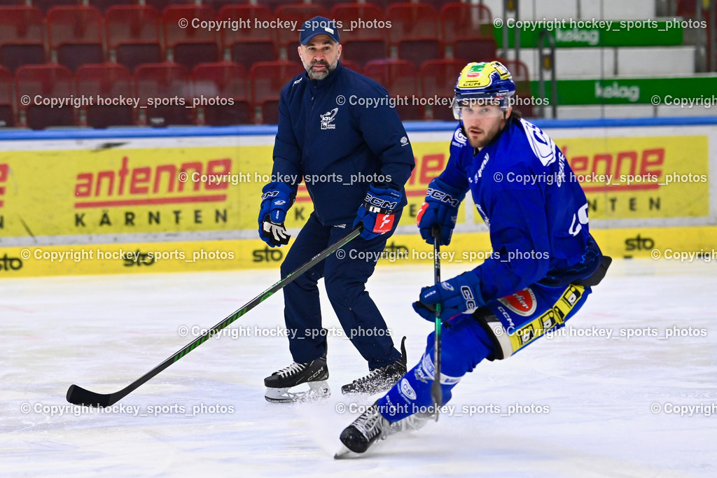 Eistrainig EC VSV mit Headcoach Pierre Allard | #8 Maximilian Rebernig EC VSV,  Eistrainig EC VSV mit Headcoach Pierre Allard, 1. Eistrainig EC VSV mit Headcoach Pierre Allard am 02.12.2025 in Villach (Stadthalle Villach), Austria, (Photo by Bernd Stefan)