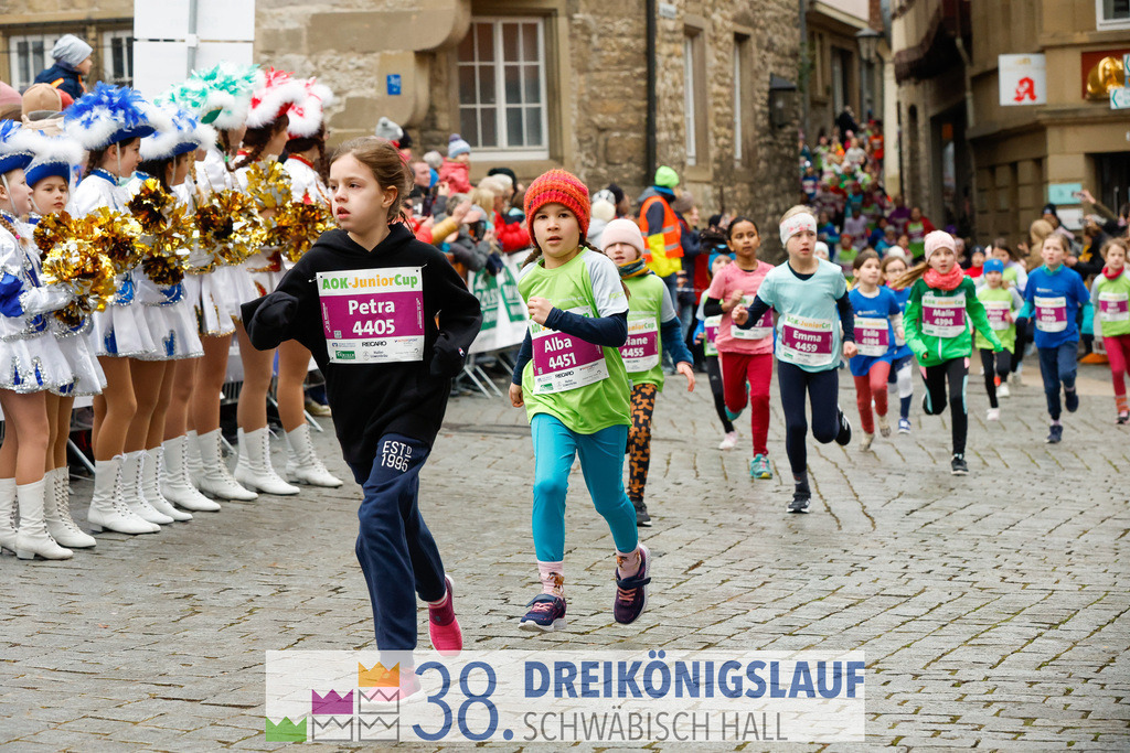 400m AOK Junior Cup | 3 Koenigslauf 2024 400m AOK Junior Cup - Realisiert mit Pictrs.com
