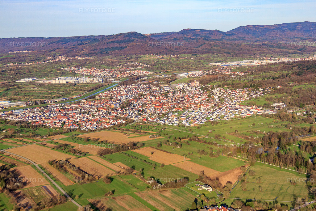 Luftbild: Stadtansicht im Murgtal aus Westen in Kuppenheim im Bundesland Baden-Württemberg in Deutschland. Foto: IMG_56412.jpg vom 14.04.2013 durch Werner Riehm/FLY-FOTO.de