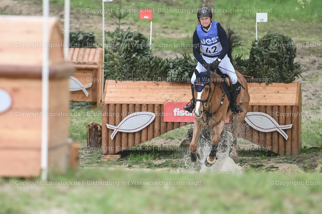 20230513_CCI4_Gelände_0515 | equistock
