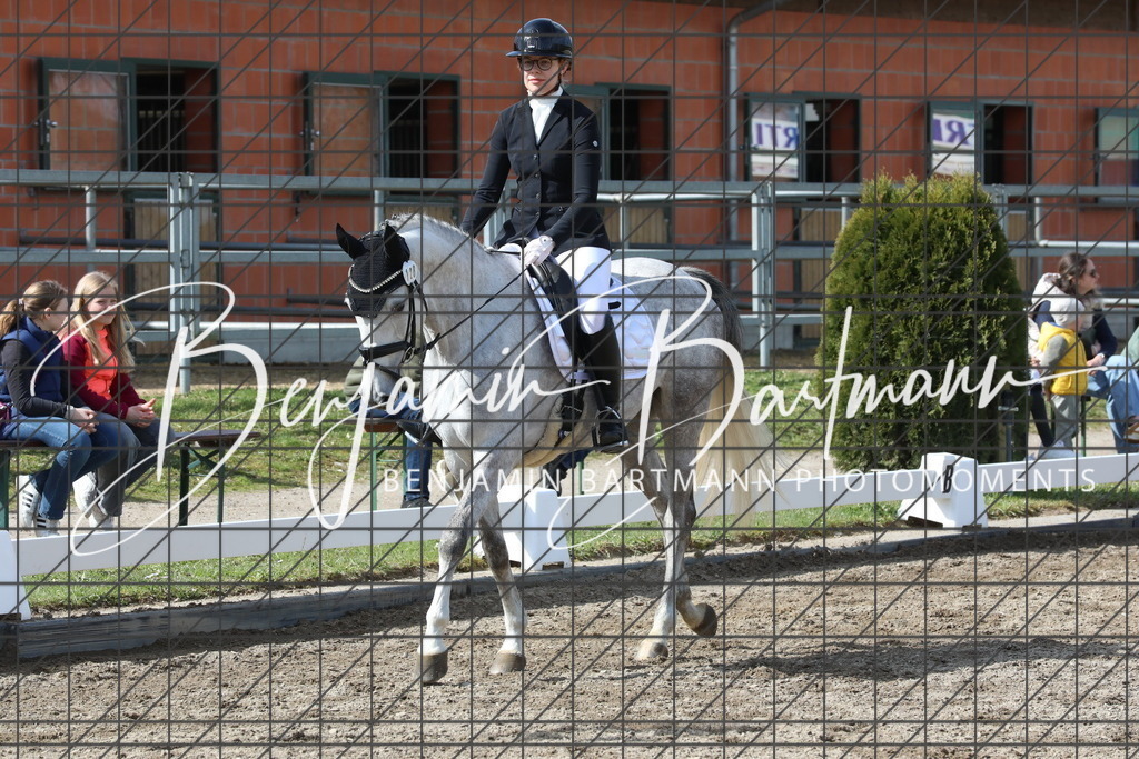 AZ2A3241 | Benjamin Bartmann Photomoments