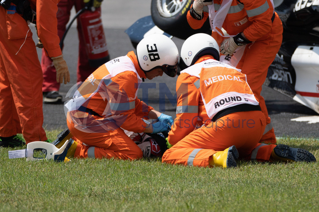 Trainproduction-20230708-0114 | MONZA,ITALY,08.Jul.23 - MOTORSPORTS - F1 Academy 2023, Autodromo Monza. Image shows Marshalls and Chloe Grant (GBR/ ART Grand Prix). Photo: Trainproduction / Matthias Trinkl