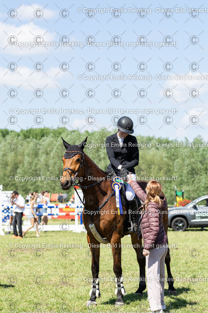 CL5A8021 | Emilia Reinking Fotografie - Realisiert mit Pictrs.com