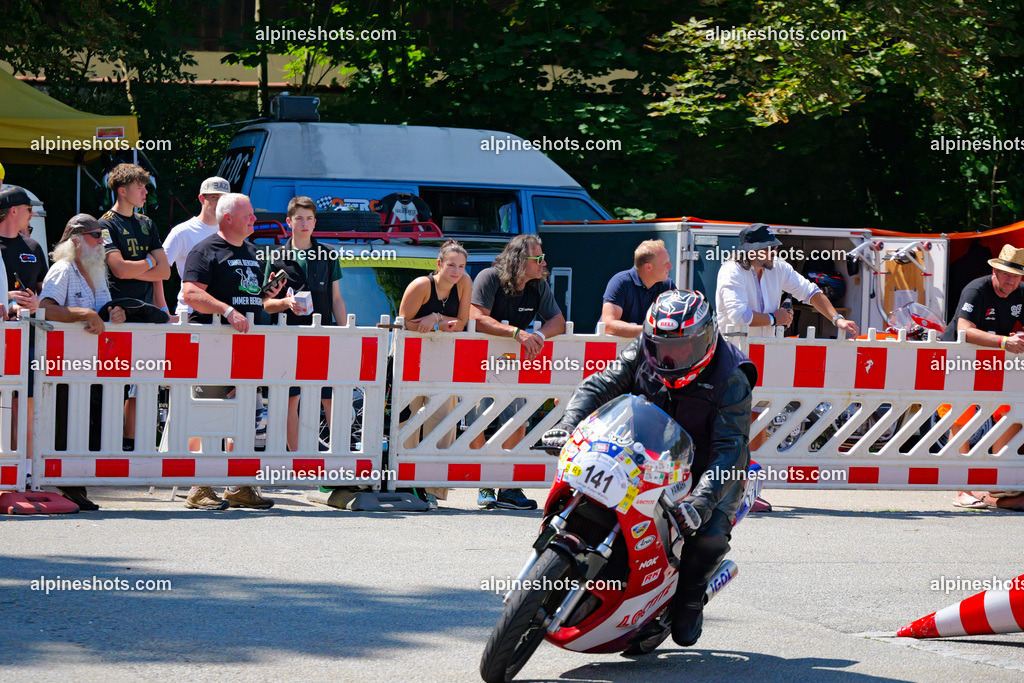 P1036896-2 | Erleben Sie atemberaubende, hochqualitative Fotos Ihrer Fahrt entlang der malerischen Alpenstraßen. Besuchen Sie alpineshots.com, um professionelle Aufnahmen Ihrer unvergesslichen Reise zu finden und zu kaufen - Realisiert mit Pictrs.com