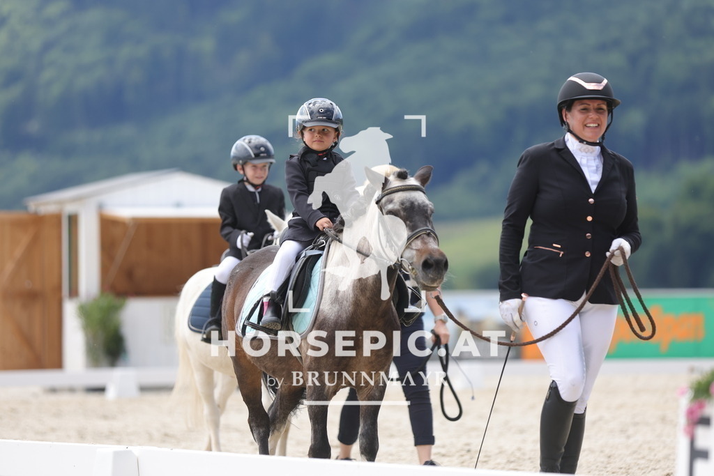 0P6A5713 | Willkommen bei Brunnmayr - Design & Fotografie – Ihrem Spezialisten für Reitturniere und Pferdeveranstaltungen in Oberösterreich, Salzburg und Bayern! Seit über 17 Jahren sind wir leidenschaftlich dabei.