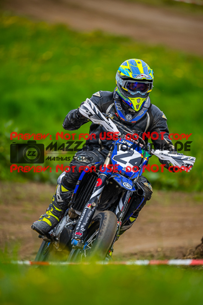 MaZZes_FotoMatrix_230506_2-44 | UE40