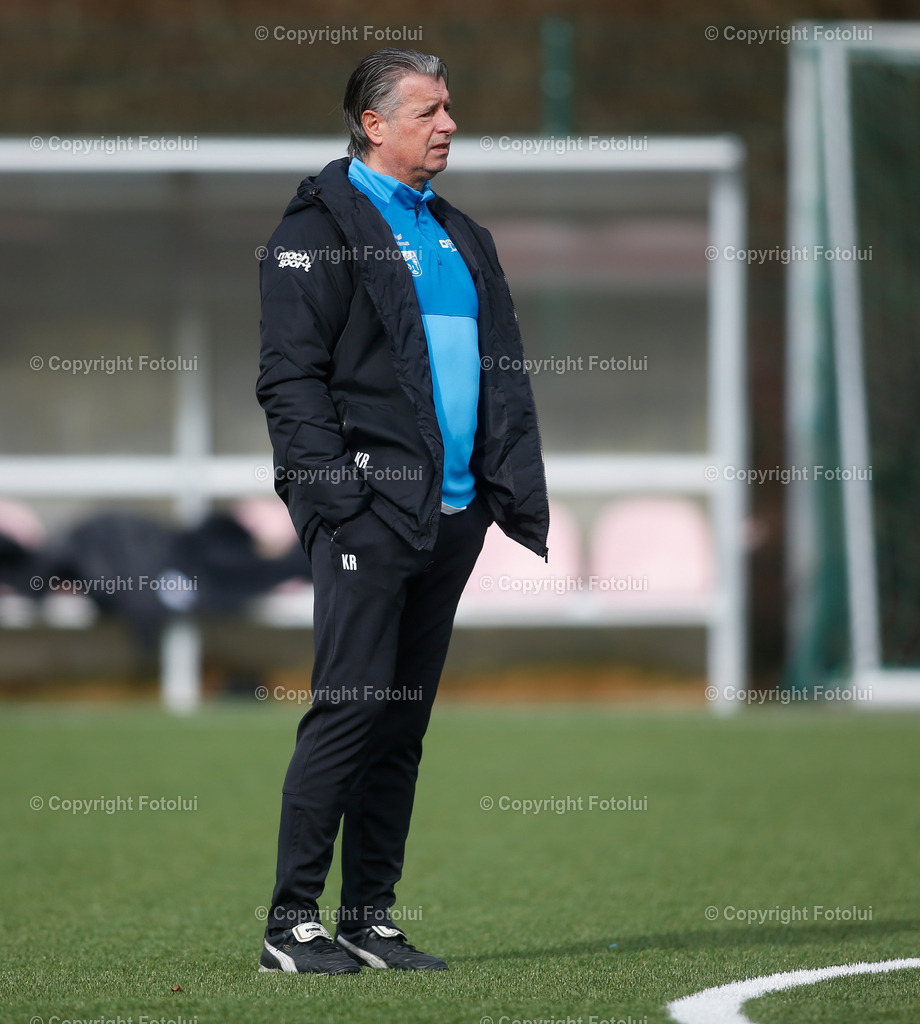 A_LUI_100224_03 | SPORT,FUSSBALL,TESTSPIEL ASKOE OEDT-SPG LASK AMATUERE 10.02.2024 IM BILD: TRAINER KURT RUSS (OEDT)FOTO:FOTOLUI