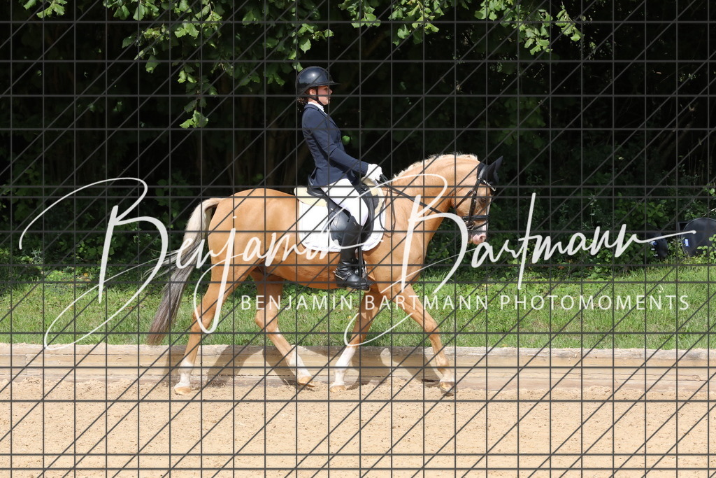 AZ2A2428 | Benjamin Bartmann Photomoments