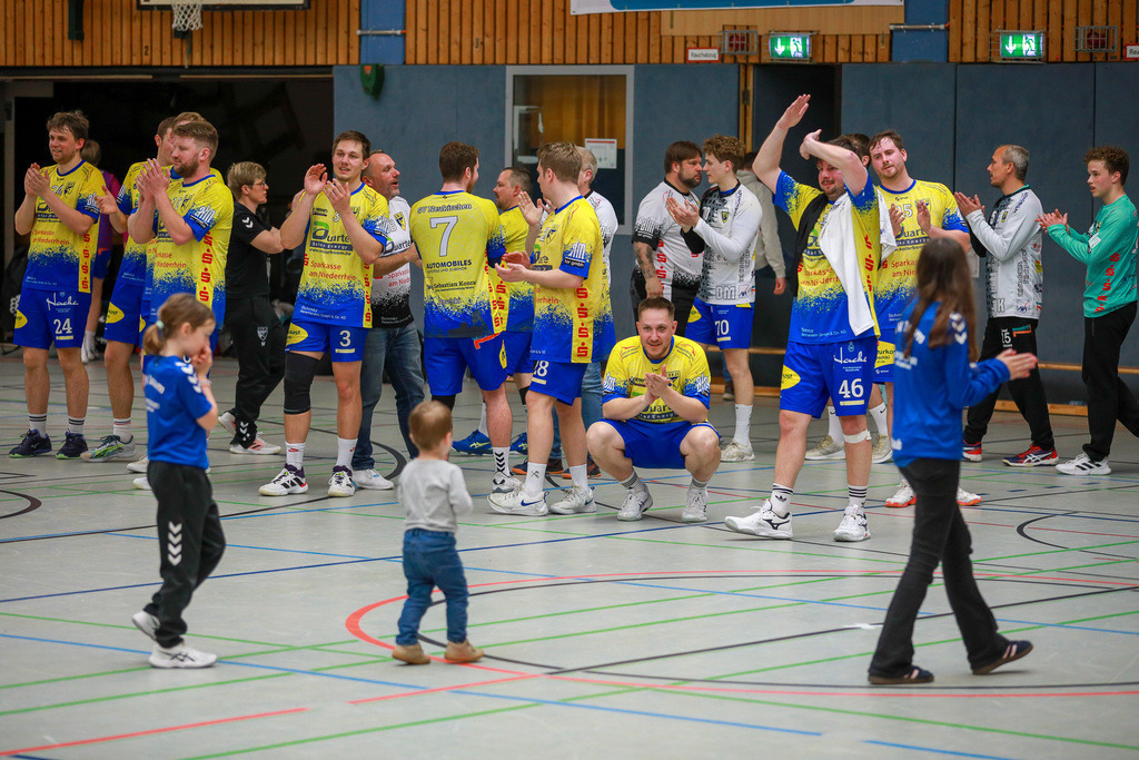 SVN_TVIssum_250426_152 | Bildergalerie von Sport-Ereignissen aber auch von weiteren spannenden Dingen - nicht nur vom Niederrhein. In Anlehnung an den bekannten Spruch von Hanns Dieter Hüsch heißt das Motto: "Niederrhein ist überall".  - Realisiert mit Pictrs.com
