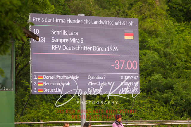 DKP41769 | Turniersportfotografie; Pferdefotografie; Dressurfotografie