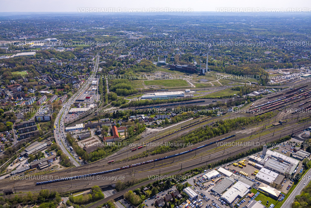 Herne230403378West | Luftbild, ehemaliges Uniper-Kraftwerk Shamrock, Freifläche und Baustelle, ehemaliges Bergwerkgelände General Blumenthal, Güterbahnhof, Wanne-Süd, Herne, Ruhrgebiet, Nordrhein-Westfalen, Deutschland