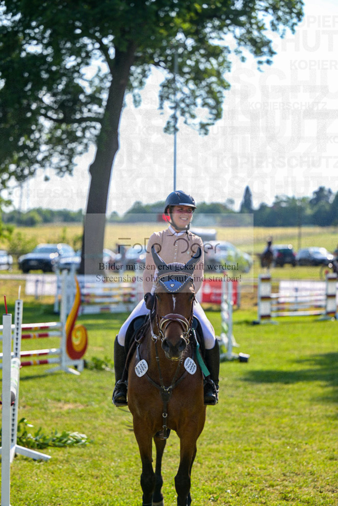 Reitturnier Voxtrup | Entdecke hochwertige Reitturnierfotos von Foto Oger. Professionell, emotional und authentisch – jetzt Lieblingsmomente im Shop bestellen.Deutschlandweite Turnierfotografie. - Realisiert mit Pictrs.com