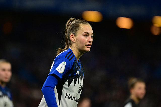 Fußball I Frauen I Saison 2025-2026 I DFB-Pokal I Achtelfinale I Hamburger SV - Bayer 04 Leverkusen I 18936 | Der Sportfotograf. - Realisiert mit Pictrs.com