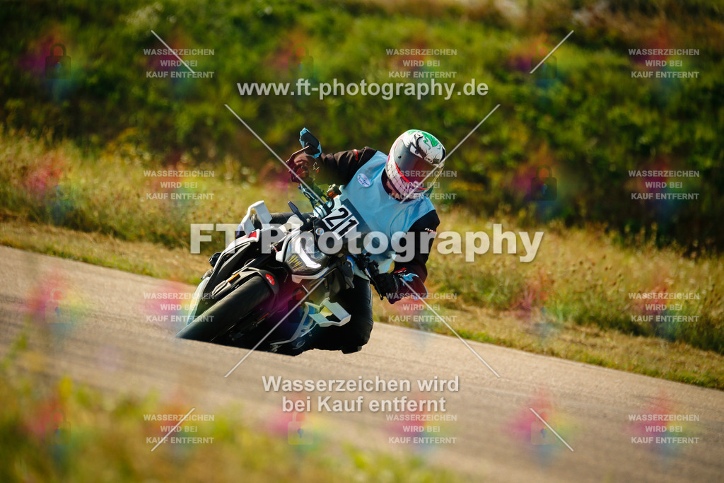 _MOT6390 | Hier findet Ihr Bilder von Touristenfahrten auf der Nürburgring Nordschleife oder von anderen Veranstaltungen die ich besucht habe. Viel Spass beim Durch Schauen 