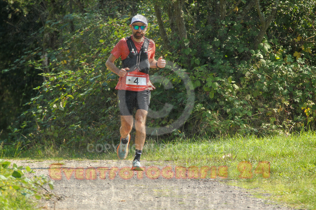 240831_1329_EV4_5427 | Sportfotografie im Rhein-Sieg Kreis, Köln, Bonn, NRW, Rheinland Pfalz, Hessen, etc. Unser Tätigkeitsfeld umfasst den Laufsport vom Volkslauf über den Marathon, Duathlon, Triathon bis zum Ultralauf wie Kölnpfad Ultra oder Schindertrail.