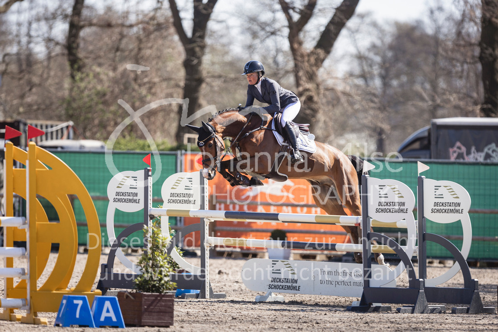 250408_Mühlen_SprPf-L-413 | Deine schönsten Turniermomente als professionelle Fotos! Entdecke hochwertige Pferdesport-Fotografie im Online-Shop. Jetzt Fotos finden & bestellen!