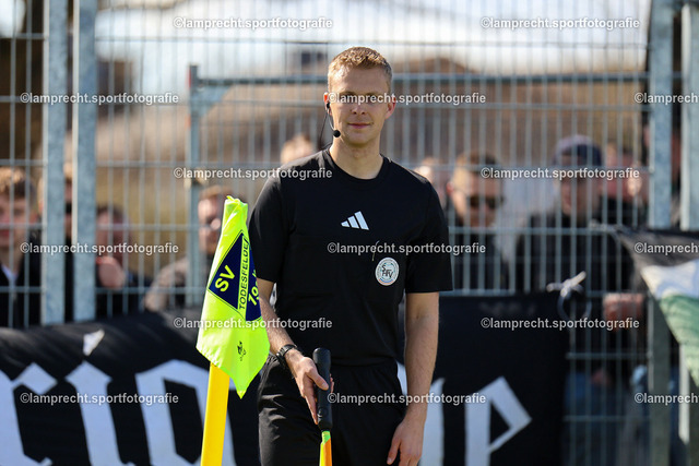 Fußball I Herren I Saison 2025-2026 I SHFV-Lotto-Pokal I Halbfinale I SV Todesfelde - VfB Lübeck 055 | Florian Lisiak (1. Assistent) - Realisiert mit Pictrs.com